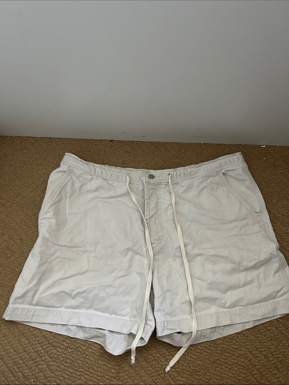 Women’s White Drawstring Casual Shorts